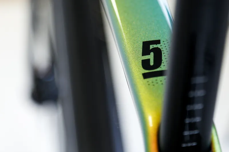 2022 Cervelo R5 Ultegra Di2 Carbon Road Bike Lime And Black 2022 Cervelo R5 Ultegra Di2 Carbon Road Bike Lime And Black